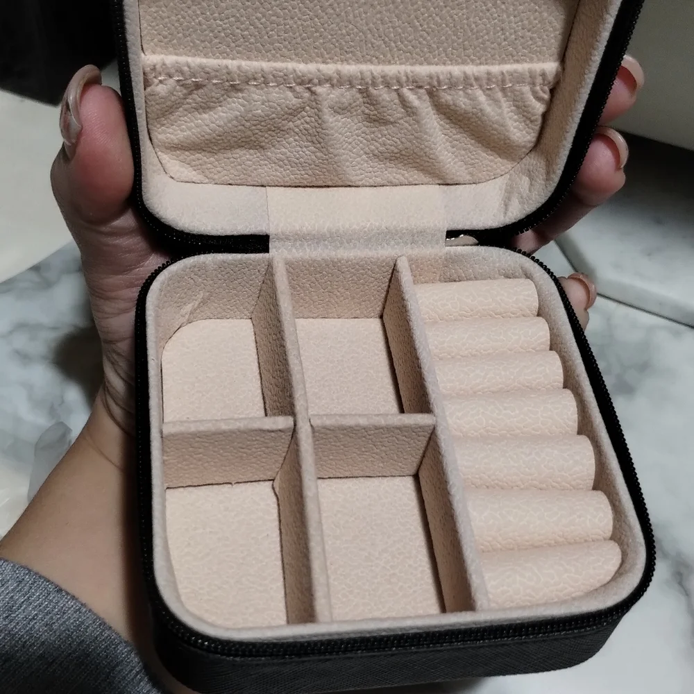 Travel Jewelry Carrier - Picture 2 of 5